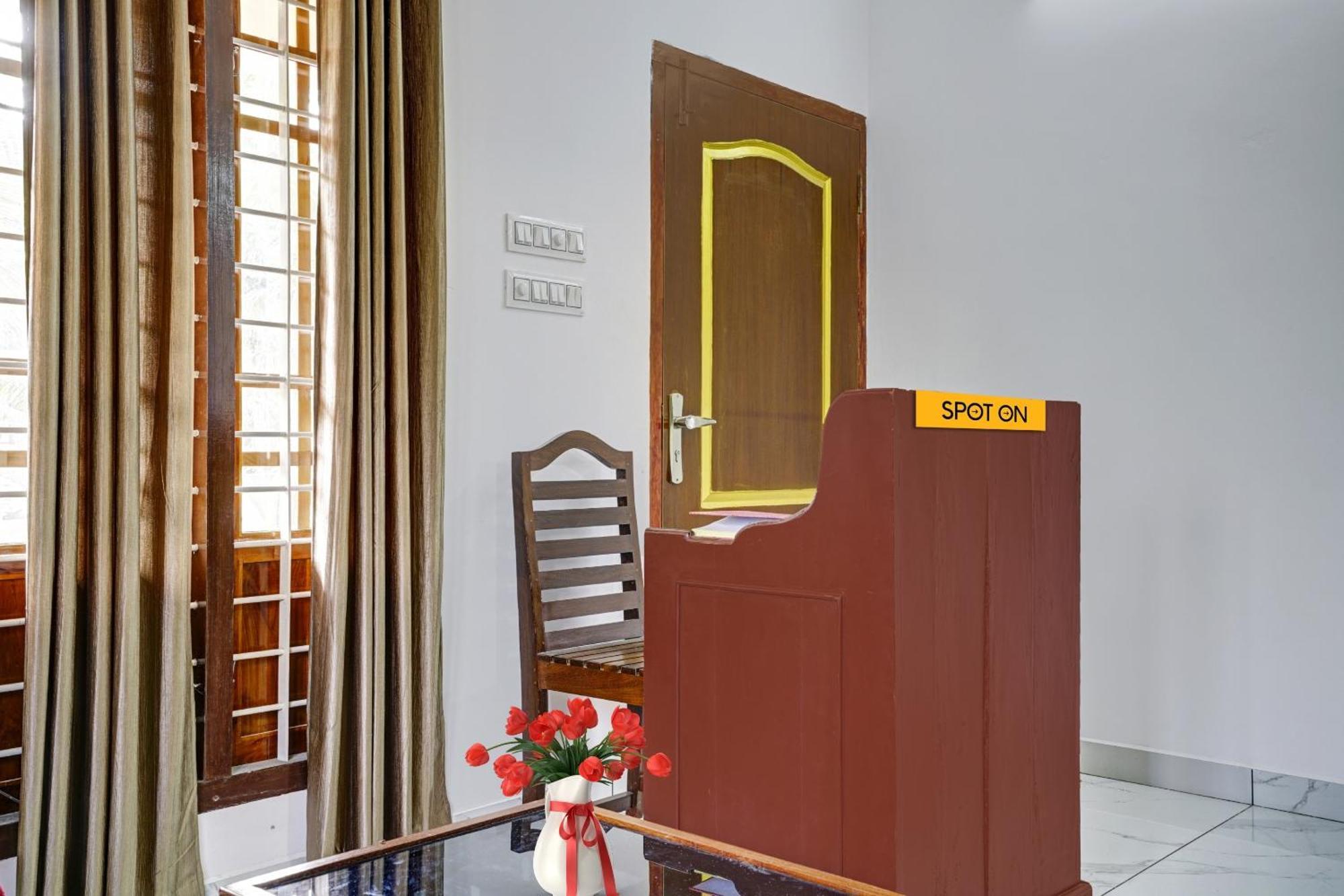 Spot On Shalom Palace Residency Neriyamangalam Luaran gambar