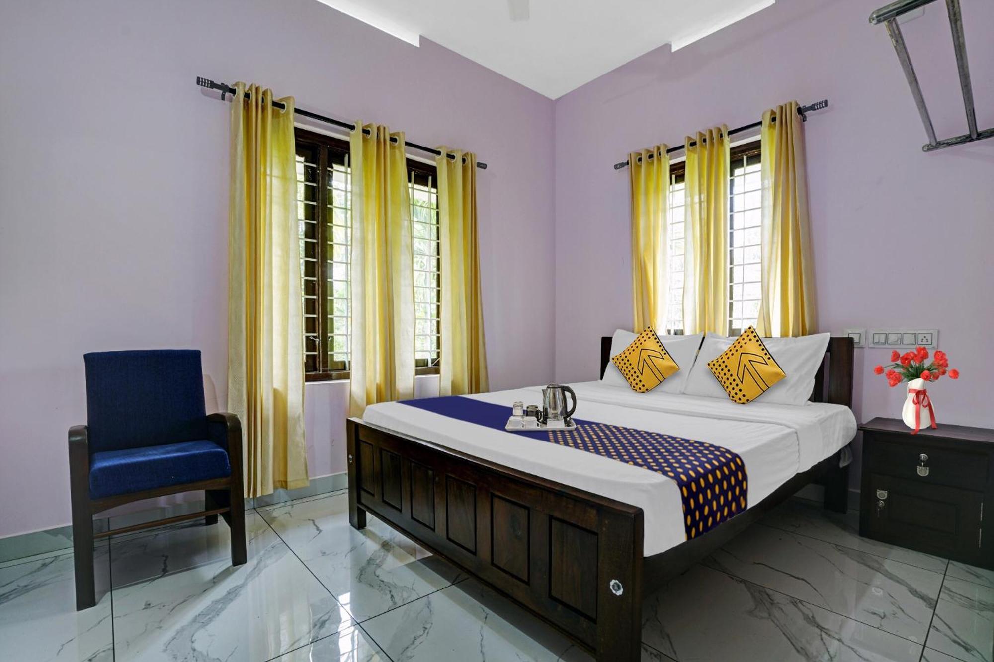 Spot On Shalom Palace Residency Neriyamangalam Luaran gambar