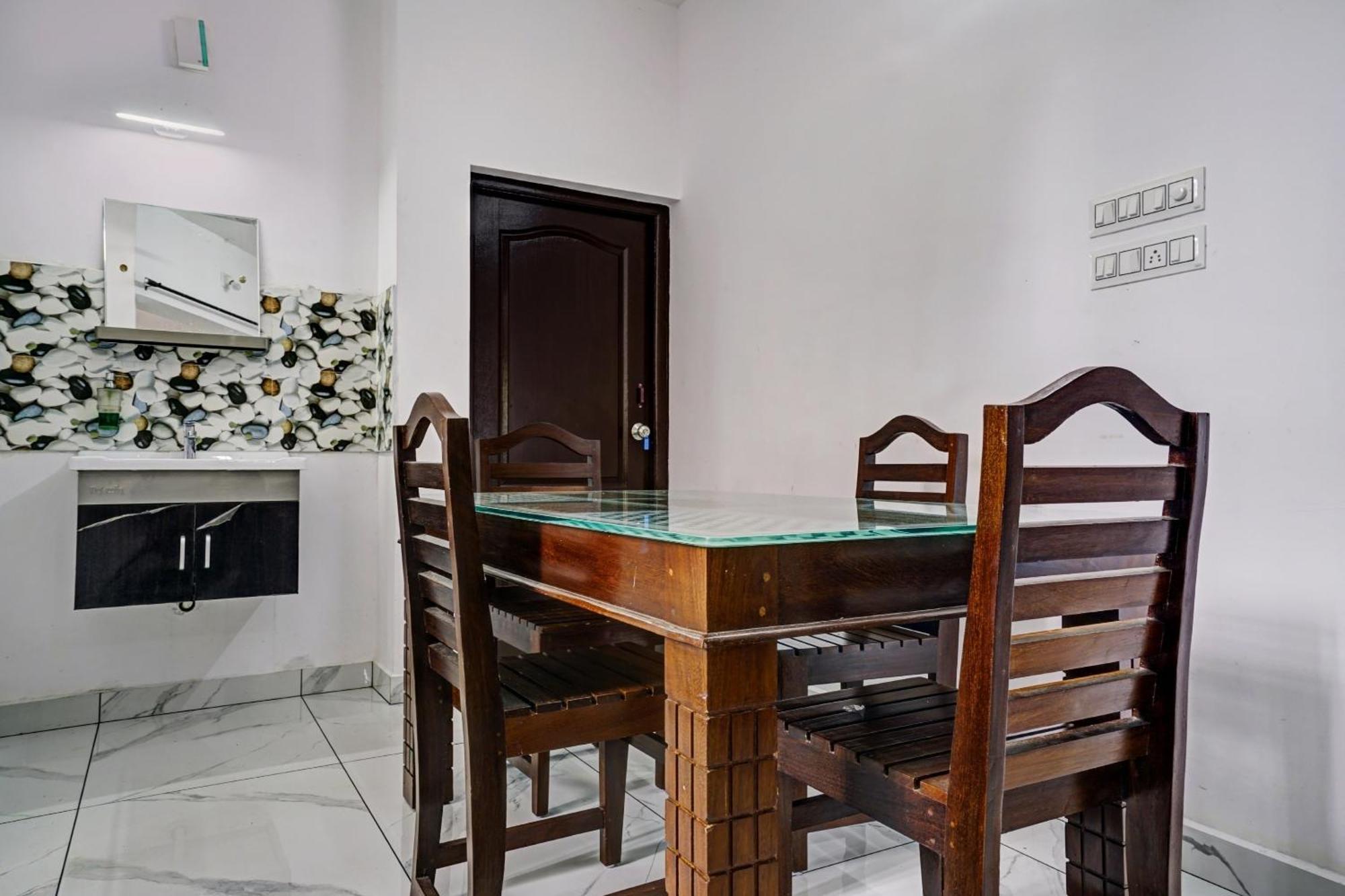 Spot On Shalom Palace Residency Neriyamangalam Luaran gambar